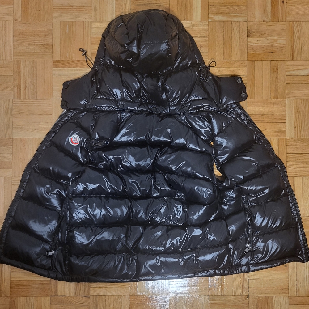 Moncler Glossy Black Quilted Down Jacket with Logo Patch